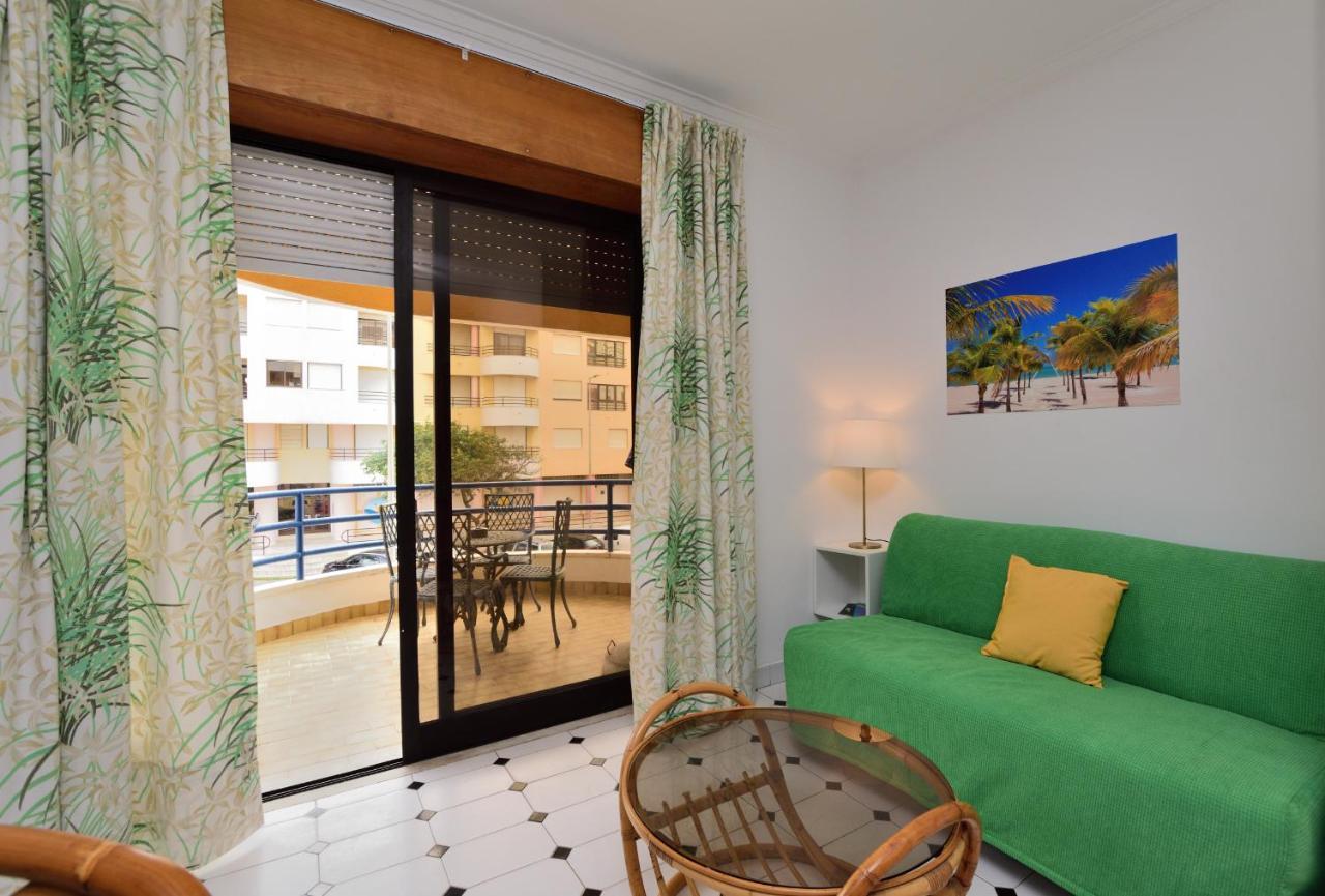 Palmeiras Beach Apartment Кошта-да-Капарика Экстерьер фото