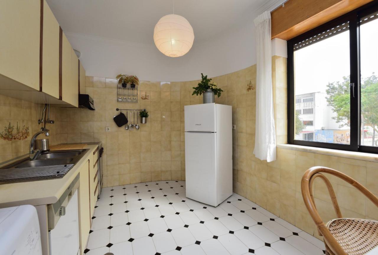Palmeiras Beach Apartment Кошта-да-Капарика Экстерьер фото