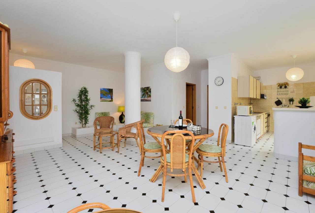 Palmeiras Beach Apartment Кошта-да-Капарика Экстерьер фото