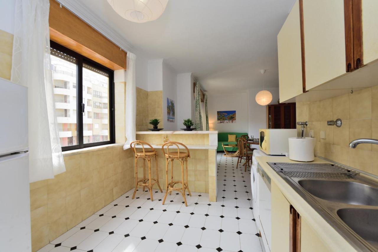 Palmeiras Beach Apartment Кошта-да-Капарика Экстерьер фото